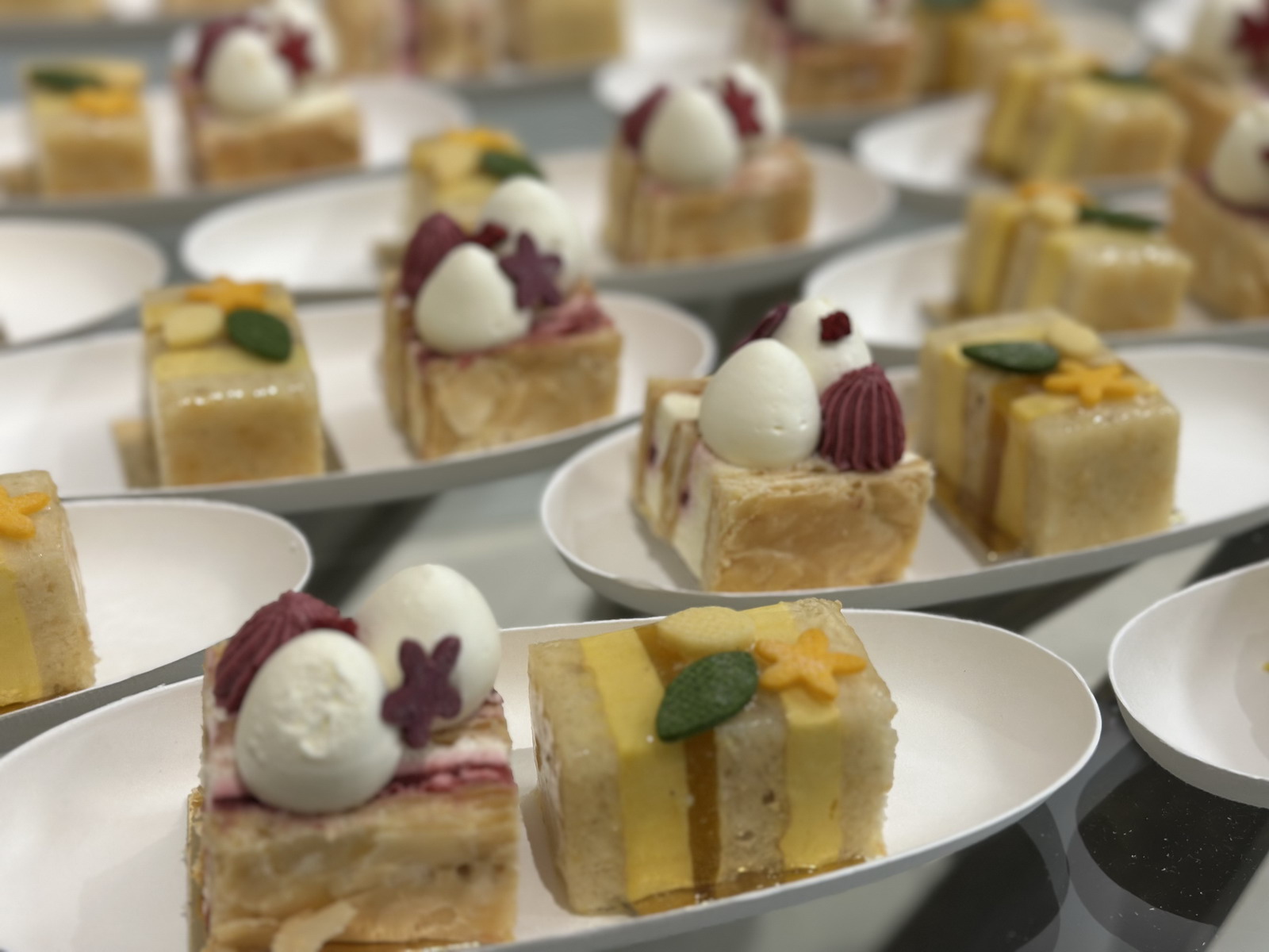 ART TO WEAR // Művészet a kifutón | Bán Blanka művészettörténész előadása